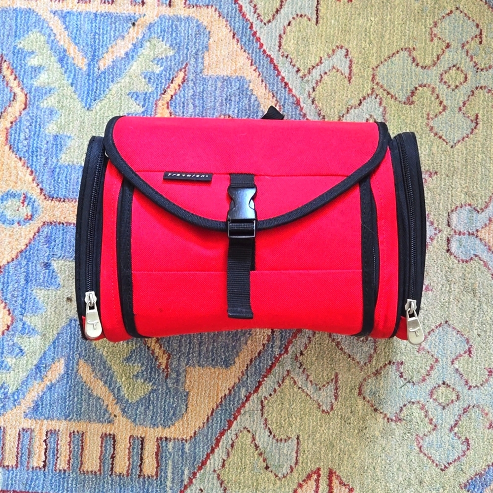 TRAVELON ▪︎ Toiletry Bag, Make Up/ Dopp Kit w/ many compartments, EUC
